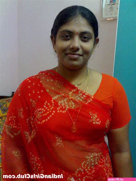 50 Kerala aunty nude pics of hot mature big boobs & ass.